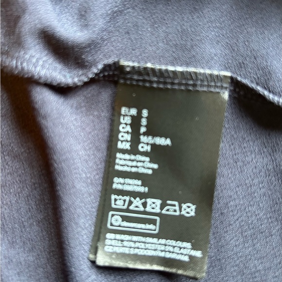 Navy Blue blouse. - Picture 11 of 14